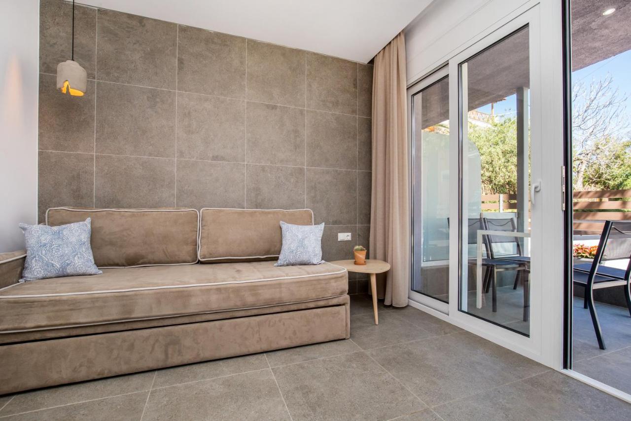 Linden Apartments Potos Bagian luar foto