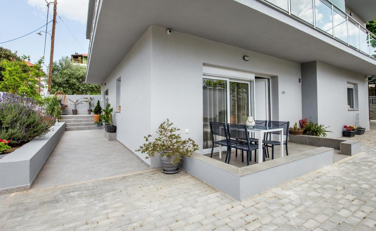 Linden Apartments Potos Bagian luar foto