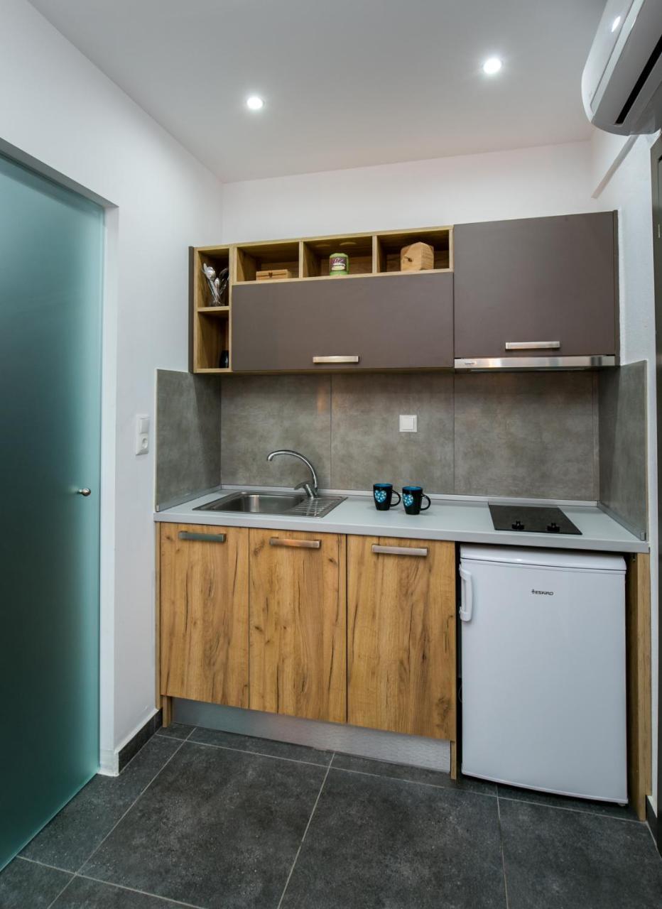 Linden Apartments Potos Bagian luar foto