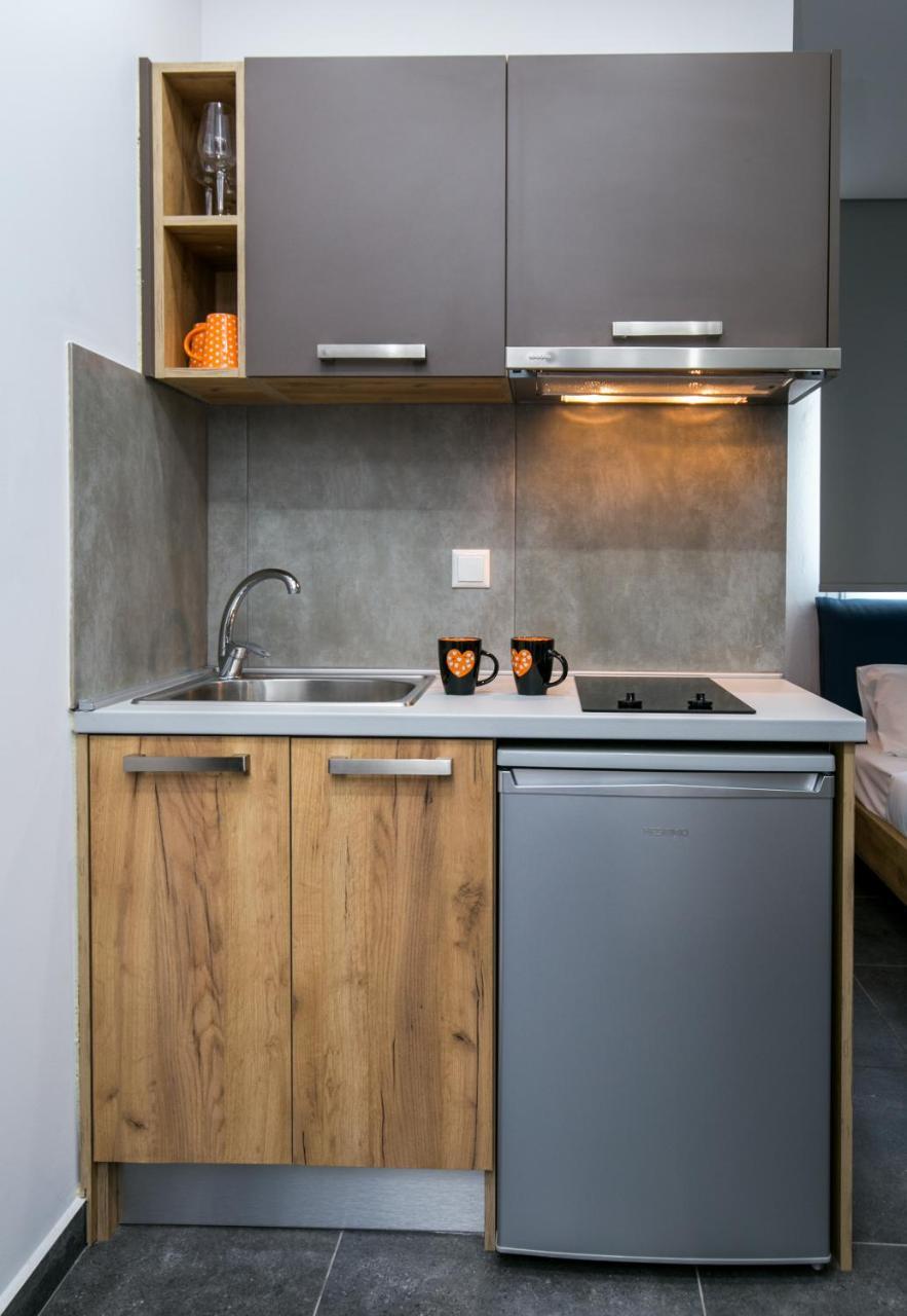 Linden Apartments Potos Bagian luar foto
